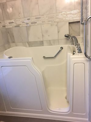 Accessible Bathtub in Washington by Independent Home Products, LLC